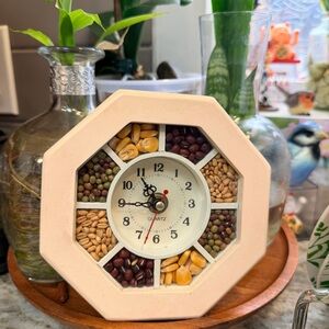 Decorative Octagonal Grains Seeds Kitchen Clock